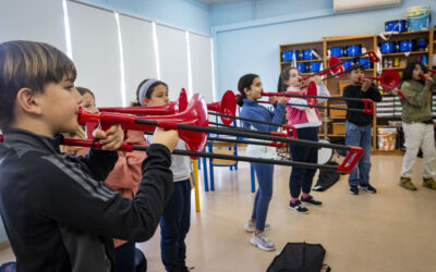 L’Escola Riuclar acull el concert de cloenda del projecte “Bufa Vent Fort”